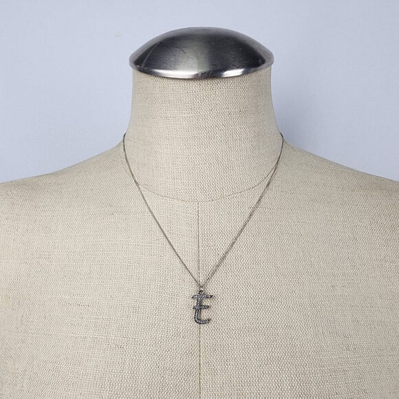 925 Sterling Silver Initial E Crystal Pendant Necklace - Picture 1 of 8